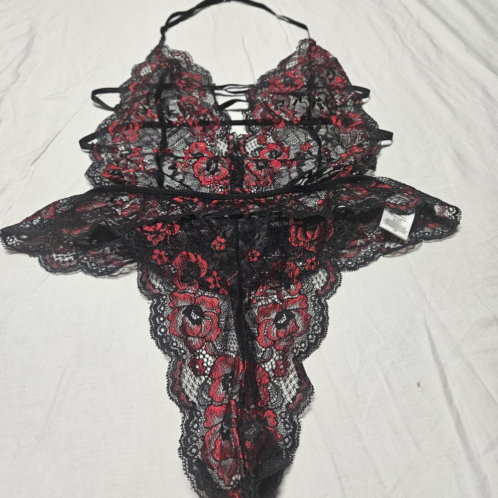 In Bloom by Jonquil Teddy‎ Womens Small Black Red Floral Lace Strappy Lingerie